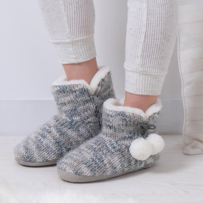 totes Ladies Knitted Boot Slippers With Pom Pom Grey